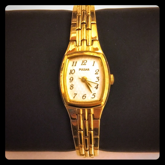 Pulsar Accessories - Pulsar Jewelry | Pulsar Women’s Watch